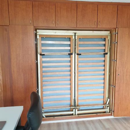 Best Rated Central Apartment Vienna - Ac, Wifi, 24H7Days Self Check-In, Board Games, Netflix Bagian luar foto